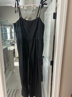 Old Navy Black Wide-Leg Jumpsuit with Spaghetti Straps